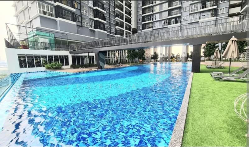 Servis Apartment untuk Disewa di Pinnacle Sri Petaling - Jessica Lip - Pool approximately 60m long - PropertyGuru.com.my