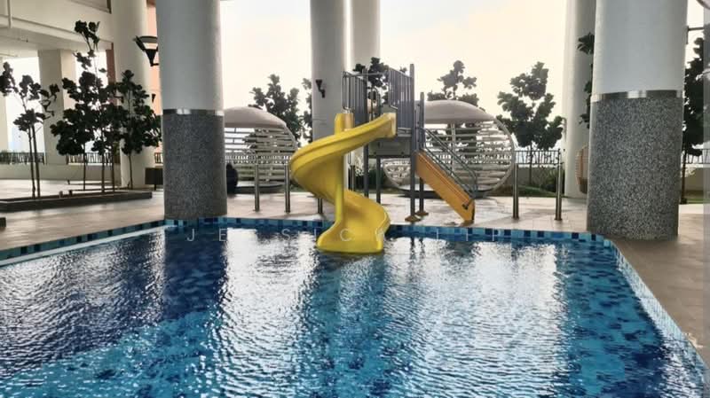 Servis Apartment untuk Disewa di Pinnacle Sri Petaling - Jessica Lip - Playground next to Pool - PropertyGuru.com.my