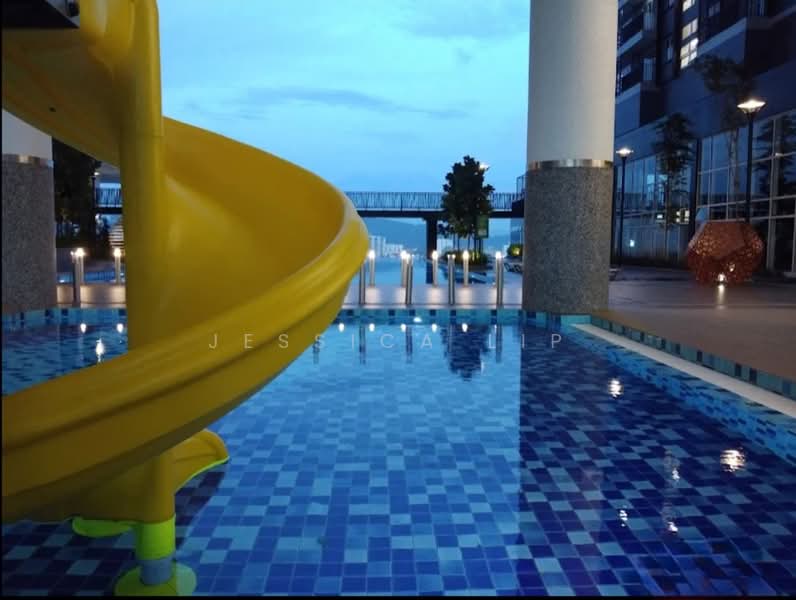 Servis Apartment untuk Disewa di Pinnacle Sri Petaling - Jessica Lip - Pool on level 10th - PropertyGuru.com.my