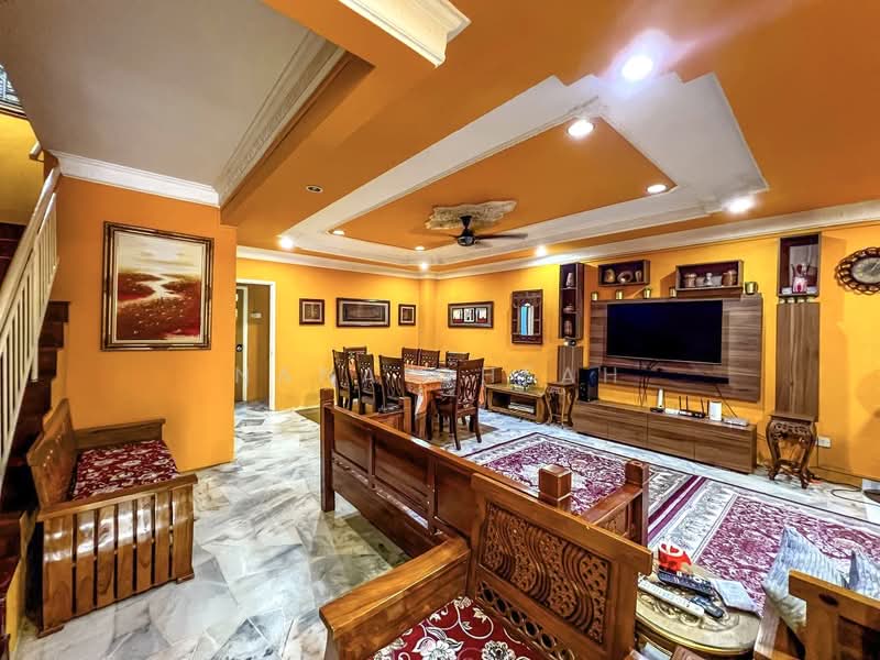 Rumah Teres 2.5 Tingkat untuk Dijual di Taman Equine (Seri Kembangan) - Nana Cheah - PropertyGuru.com.my