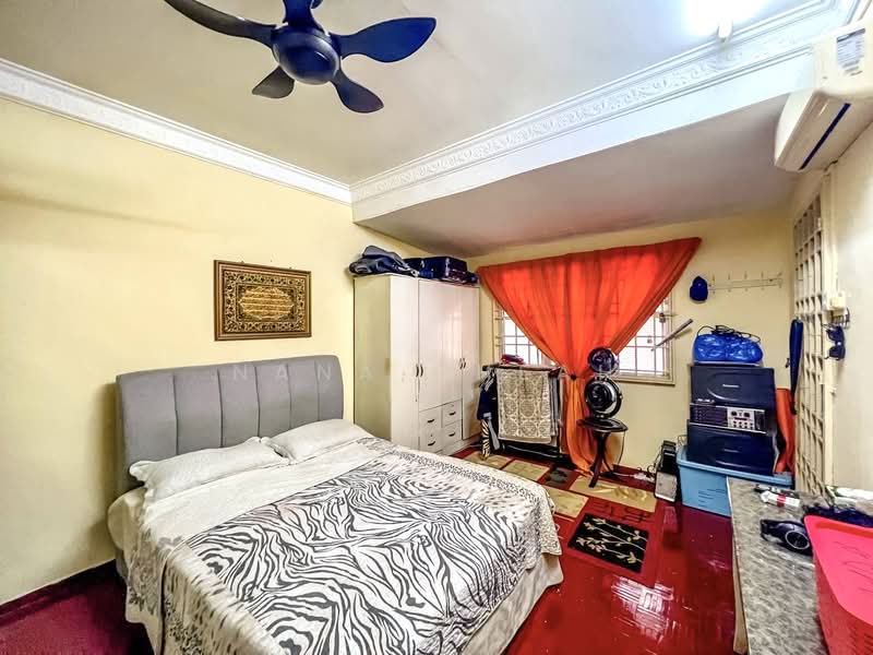 Rumah Teres 2.5 Tingkat untuk Dijual di Taman Equine (Seri Kembangan) - Nana Cheah - PropertyGuru.com.my