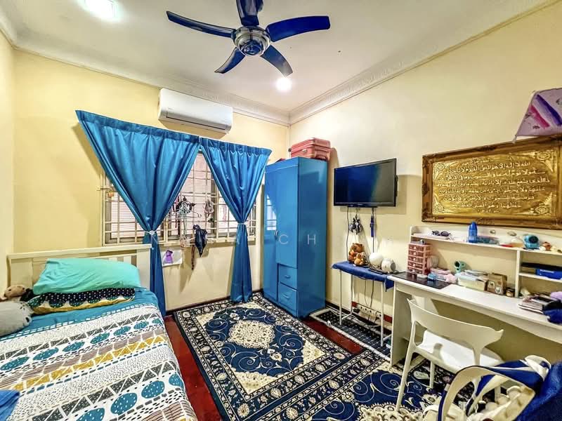 Rumah Teres 2.5 Tingkat untuk Dijual di Taman Equine (Seri Kembangan) - Nana Cheah - PropertyGuru.com.my