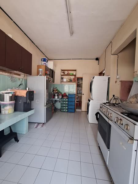 2-storey Terraced House for Sale in Jalan Klang Lama (Old Klang Road) (Kuala Lumpur) - Jackie Chong - Kitchen - PropertyGuru.com.my