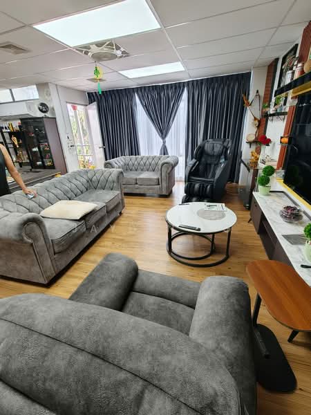 Kedai untuk Dijual di Taman Scientex Senai (Senai) - Jayden Ng - PropertyGuru.com.my