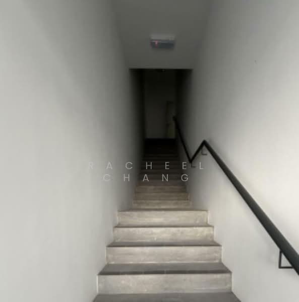 Kedai / Pejabat untuk Disewa di Shah Alam (Selangor) - Racheel Chang - Corridor - PropertyGuru.com.my