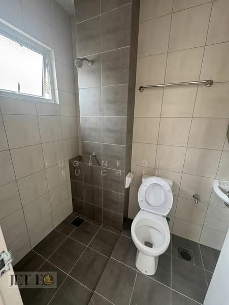 Rumah Teres 2 Tingkat untuk Dijual di Tanjong Duabelas (Selangor) - Eugene Ong Eu chieh - Bathroom - PropertyGuru.com.my
