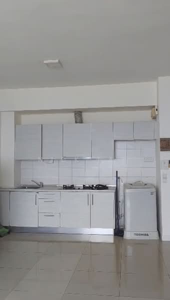Servis Apartment untuk Dijual di Greenfield Regency - Nick Tay - Kitchen - PropertyGuru.com.my