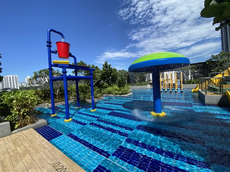 Servis Apartment untuk Disewa di Melawati : Park One - Kenny Lee - Pool - PropertyGuru.com.my