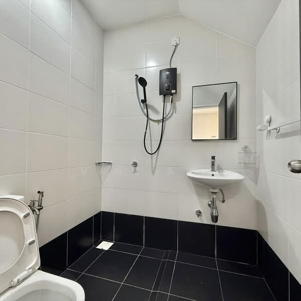 Rumah Teres untuk Dijual di Eco Botanic (Iskandar Puteri (Nusajaya)) - Vinz Ang - Bathroom - PropertyGuru.com.my