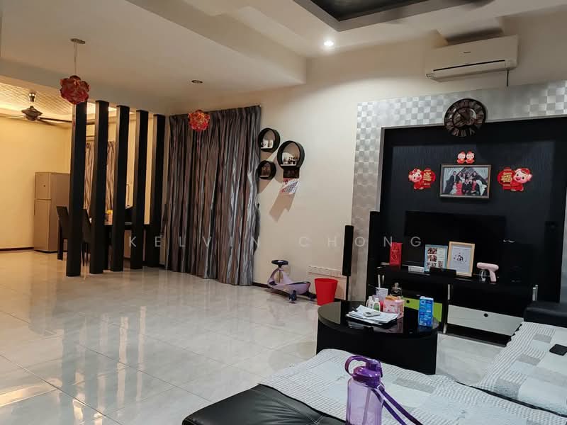2-storey Terraced House for Rent in Ipoh (Perak) - Kelvin Chong - Living Room - PropertyGuru.com.my