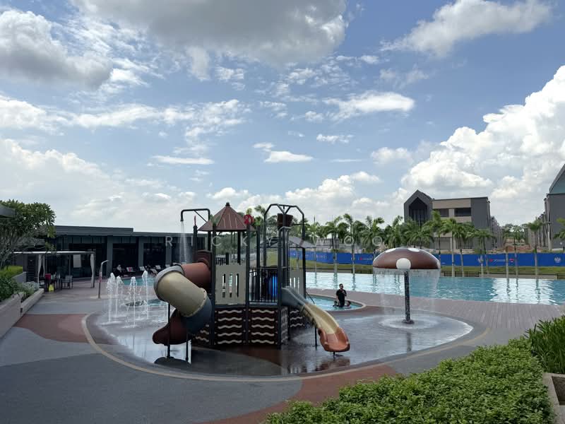 Rumah Teres 2 Tingkat untuk Dijual di Puteri Harbour (Iskandar Puteri (Nusajaya)) - Ricky Woo - Pool - PropertyGuru.com.my