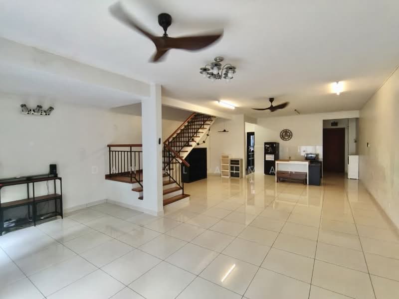 2-storey Terraced House for Rent in Denai Alam (Shah Alam) - Danial Aiman - Living Room - PropertyGuru.com.my