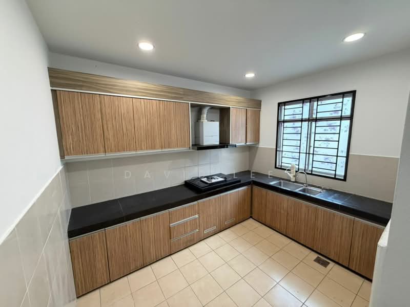 Rumah Teres 2 Tingkat untuk Disewa di Kota Emerald (Rawang) - David Lee - Kitchen - PropertyGuru.com.my