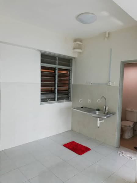Servis Apartment untuk Disewa di Main Place Residence - Ziyue Ong - Kitchen - PropertyGuru.com.my