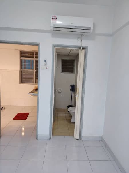 Servis Apartment untuk Disewa di Main Place Residence - Ziyue Ong - Bathroom - PropertyGuru.com.my
