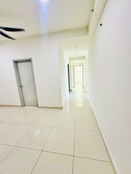 Condominium for Rent at Residensi Suasana @ Damai - Erin Yusof - Corridor - PropertyGuru.com.my