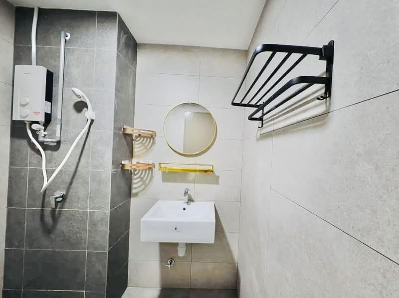 Kondominium untuk Disewa di Residensi Suasana @ Damai - Erin Yusof - Bathroom - PropertyGuru.com.my