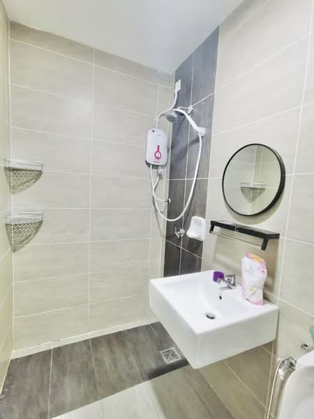 Kondominium untuk Disewa di Residensi Suasana @ Damai - Erin Yusof - Bathroom - PropertyGuru.com.my