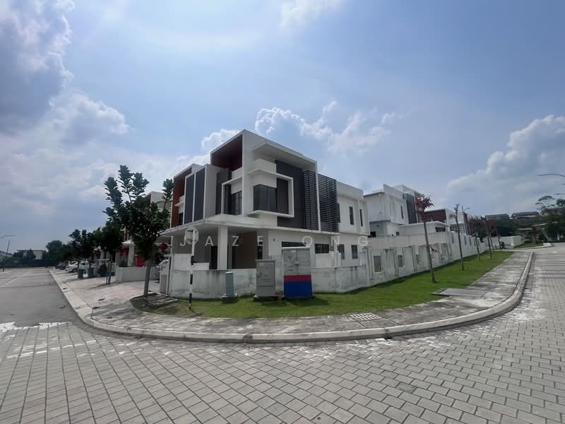 Semi-Detached House for Sale in Kajang (Selangor) - Jaze Ong - Exterior - PropertyGuru.com.my