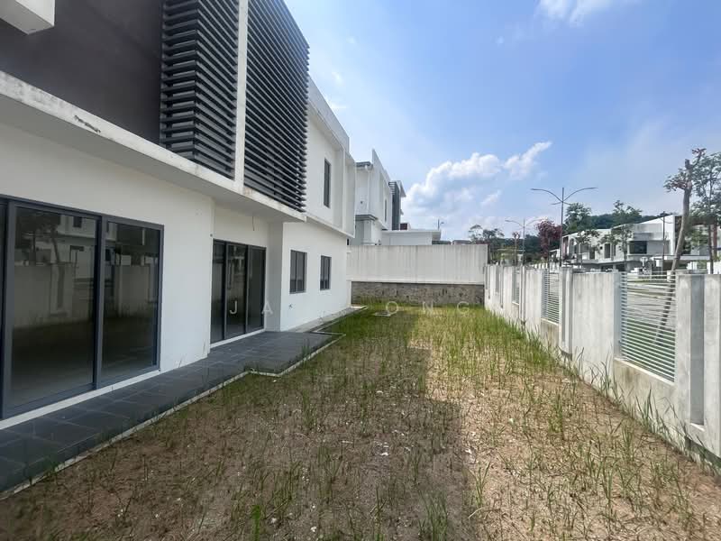 Semi-Detached House for Sale in Kajang (Selangor) - Jaze Ong - Exterior - PropertyGuru.com.my