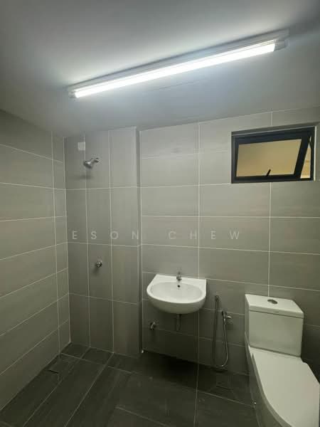 Service Residence for Rent at Parkland Residence - Eson Chew - Bathroom - PropertyGuru.com.my