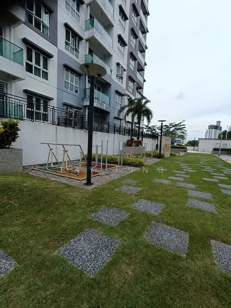Service Residence for Sale at Seasons Amara Larkin - Ray Tung - Exterior - PropertyGuru.com.my