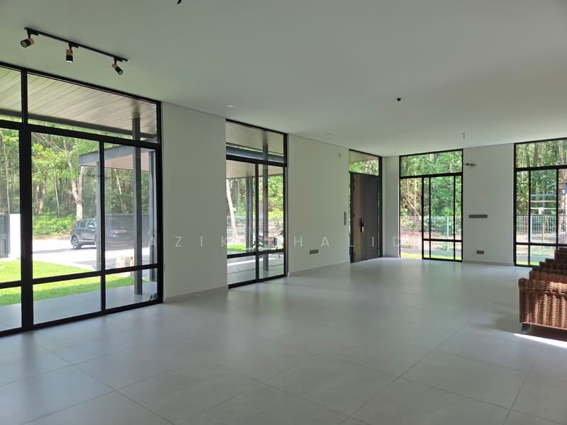 Bungalow for Sale in Bandar Bukit Mahkota (Bangi) - Azik Khalid - PropertyGuru.com.my
