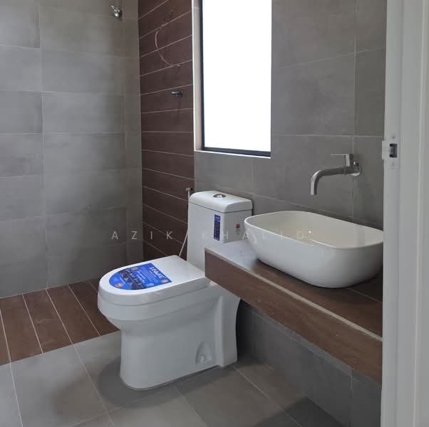 Bungalow for Sale in Bandar Bukit Mahkota (Bangi) - Azik Khalid - PropertyGuru.com.my