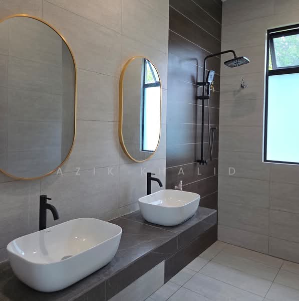 Bungalow for Sale in Bandar Bukit Mahkota (Bangi) - Azik Khalid - PropertyGuru.com.my