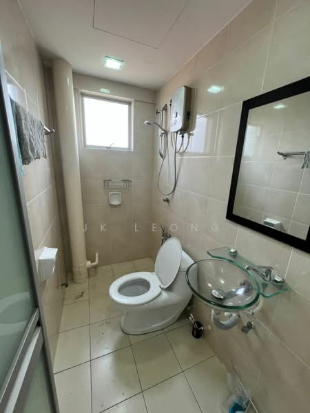 Servis Apartment untuk Dijual di Beverly Tower @ Plaza Medan Putra - JK Leong - Bathroom - PropertyGuru.com.my