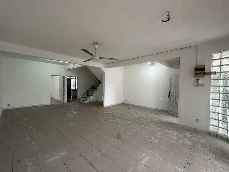 2-storey Terraced House for Sale in Taman Desa Cemerlang (Ulu Tiram) - Michelle He - Living Room - PropertyGuru.com.my