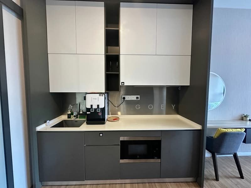 Servis Apartment untuk Dijual di Ceylonz Suites - Angel Goey - Kitchen - PropertyGuru.com.my