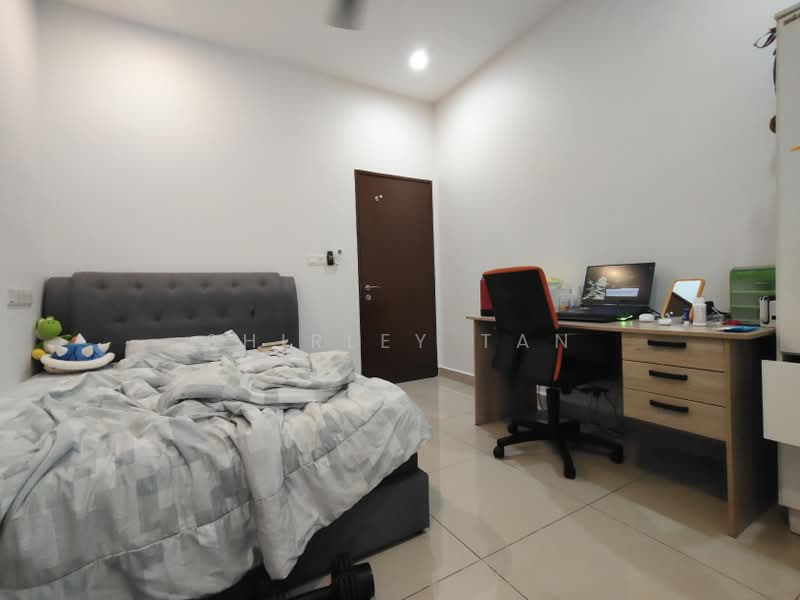 3-storey Terraced House for Sale in Taman Damai Utama (Bandar Kinrara) - Shirley Tan - Bedroom - PropertyGuru.com.my