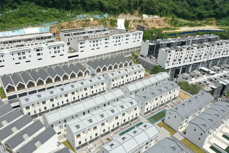 Terraced House for Sale in Damansara Perdana (Selangor) - Raymond Tan - Exterior - PropertyGuru.com.my