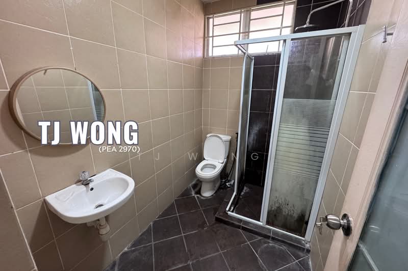 2-storey Terraced House for Rent in Taman Kingfisher 3 & 4 (Kota Kinabalu) - TJ Wong - Bathroom - PropertyGuru.com.my
