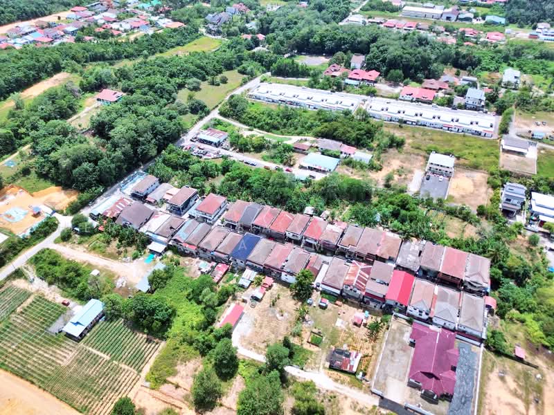 Agricultural Land for Sale in Kampung Sungai Pelong (Sungai Buloh) - Herman Sazwan Nor Rahim - Exterior - PropertyGuru.com.my