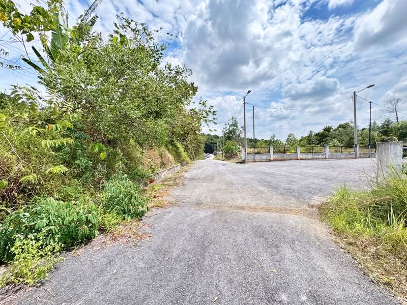Agricultural Land for Sale in Kampung Sungai Pelong (Sungai Buloh) - Herman Sazwan Nor Rahim - Exterior - PropertyGuru.com.my