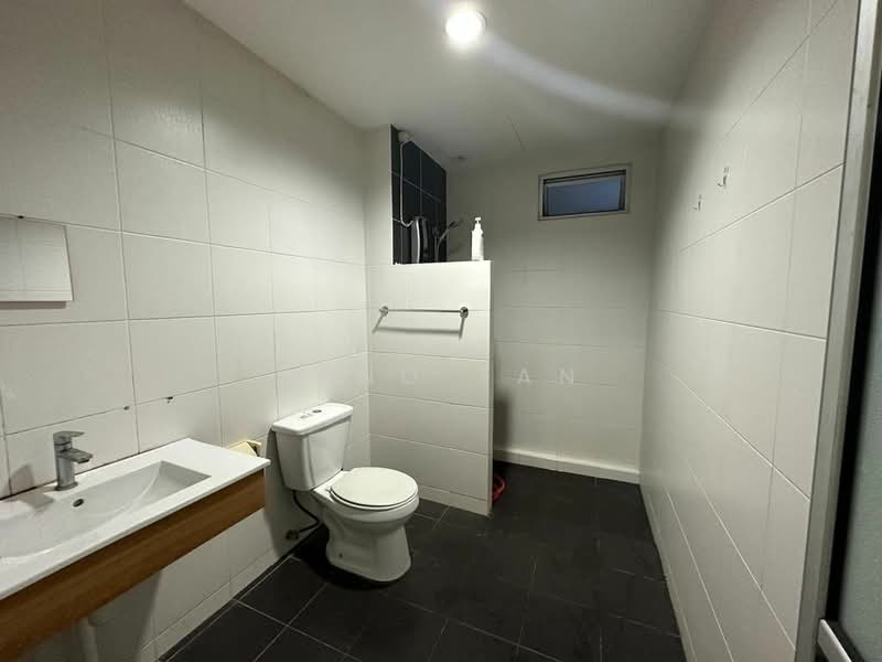 Kondominium untuk Disewa di The Ryegates - Jeno Tan - Bathroom - PropertyGuru.com.my