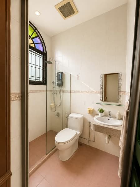Rumah Teres 1.5 Tingkat untuk Dijual di Taman Molek (Johor Bahru) - Jason Tan - Bathroom - PropertyGuru.com.my