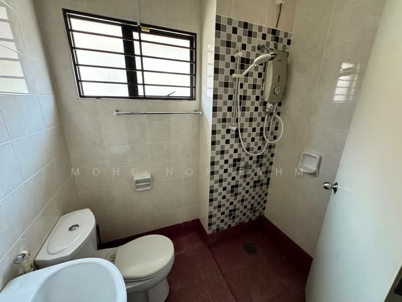 2-storey Terraced House for Sale in Alam Sari (Bangi) - Mohd Nor Fahmi - PropertyGuru.com.my