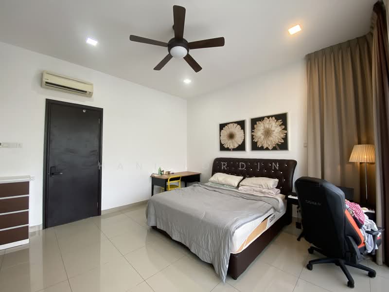 Rumah Berkembar untuk Dijual di Dengkil (Selangor) - Hani Nordin - PropertyGuru.com.my