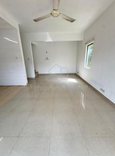 Townhouse for Rent in Serdang (Seri Kembangan) - Levis Chan - Living Room - PropertyGuru.com.my