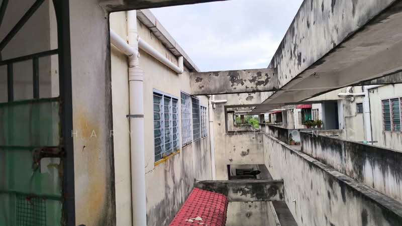 Rumah Flat untuk Disewa di Taman Sepakat Indah Apartment - Haryadi Katmon - Exterior - PropertyGuru.com.my