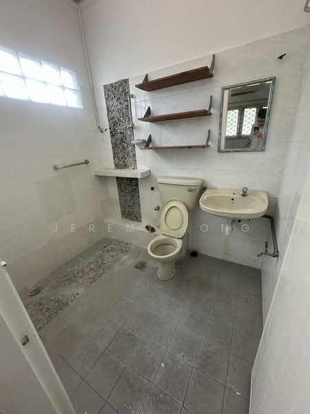 Rumah Banglo untuk Dijual di Taman Cheras (Cheras) - Jeremy Yong - Bathroom - PropertyGuru.com.my
