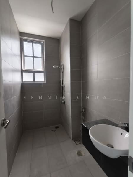 Semi-Detached House for Sale in Taman Ekoflora (Johor Bahru) - Fennie Chua - Bathroom - PropertyGuru.com.my