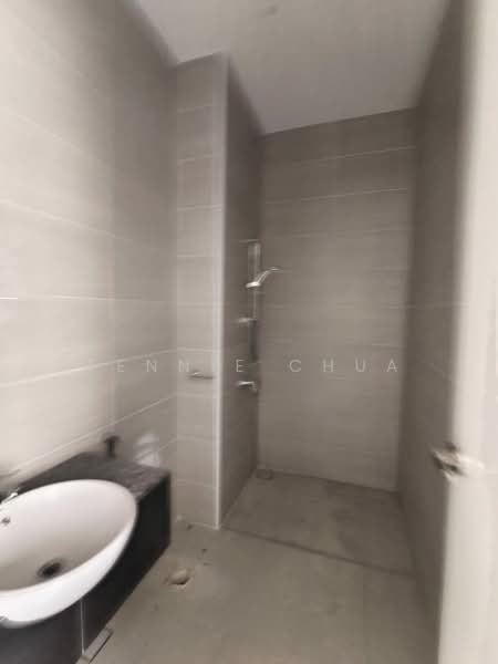 Semi-Detached House for Sale in Taman Ekoflora (Johor Bahru) - Fennie Chua - Bathroom - PropertyGuru.com.my