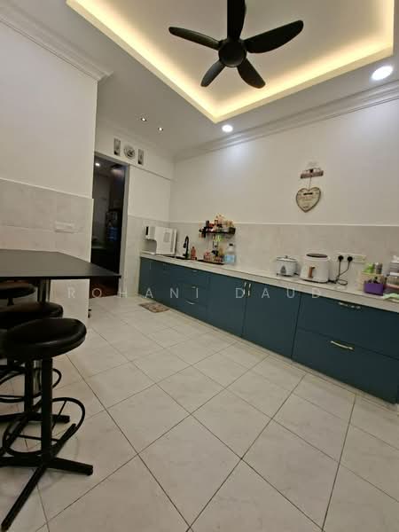 Rumah Teres 2 Tingkat untuk Disewa di Kota Puteri Seksyen 8 (Batu Arang) - Rohani Daud - Kitchen - PropertyGuru.com.my