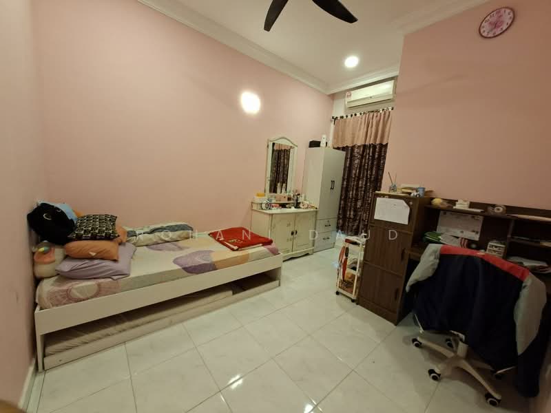 Rumah Teres 2 Tingkat untuk Disewa di Kota Puteri Seksyen 8 (Batu Arang) - Rohani Daud - Bedroom - PropertyGuru.com.my