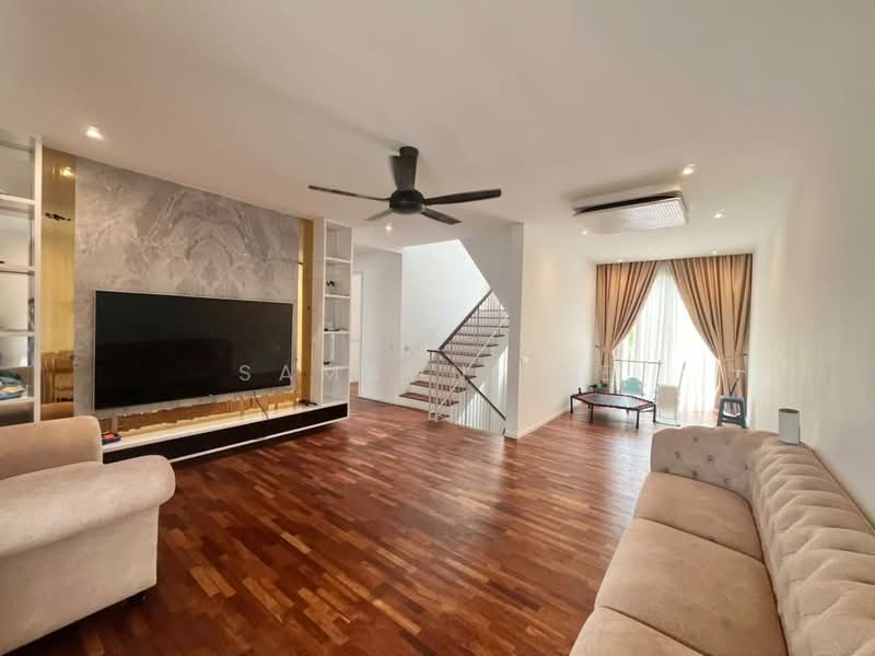 3-storey Terraced House for Sale in Tamansari (Rawang) - Samson Lee - Living Room - PropertyGuru.com.my