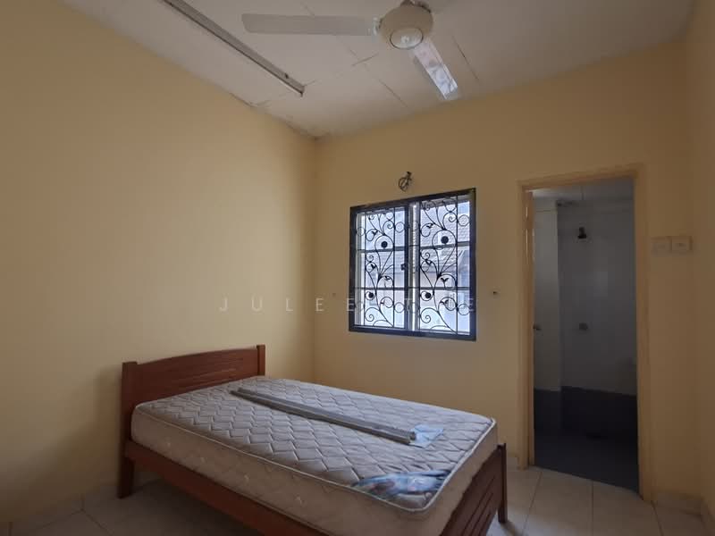 2-storey Terraced House for Sale in Bandar Botanic (Klang) - Julee Tee - PropertyGuru.com.my